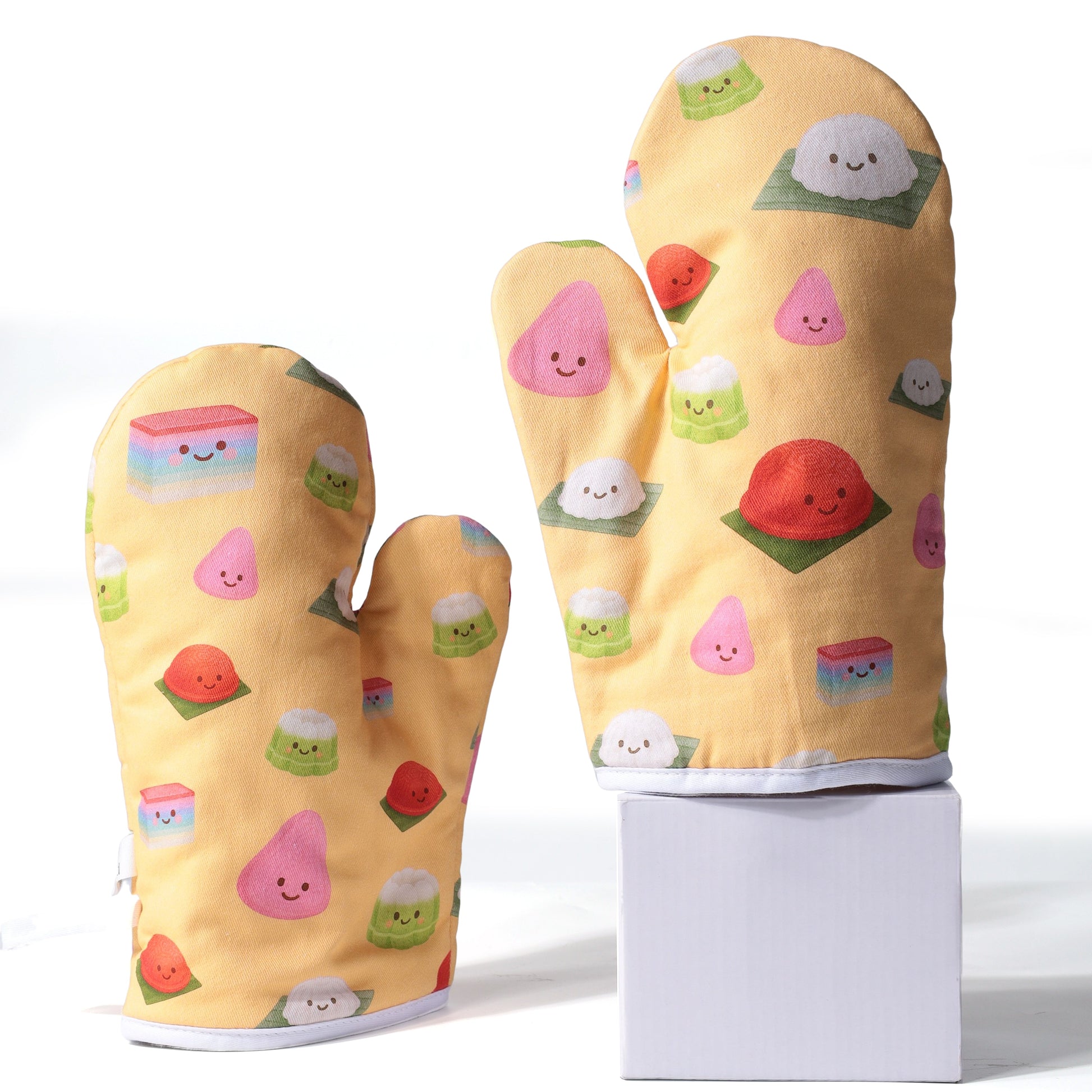 Kueh Collection Oven Mittens